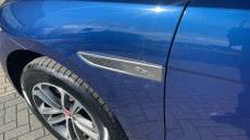 Jaguar F-Pace 2.0 P250 R-Dynamic SE 5dr Auto AWD Petrol Estate